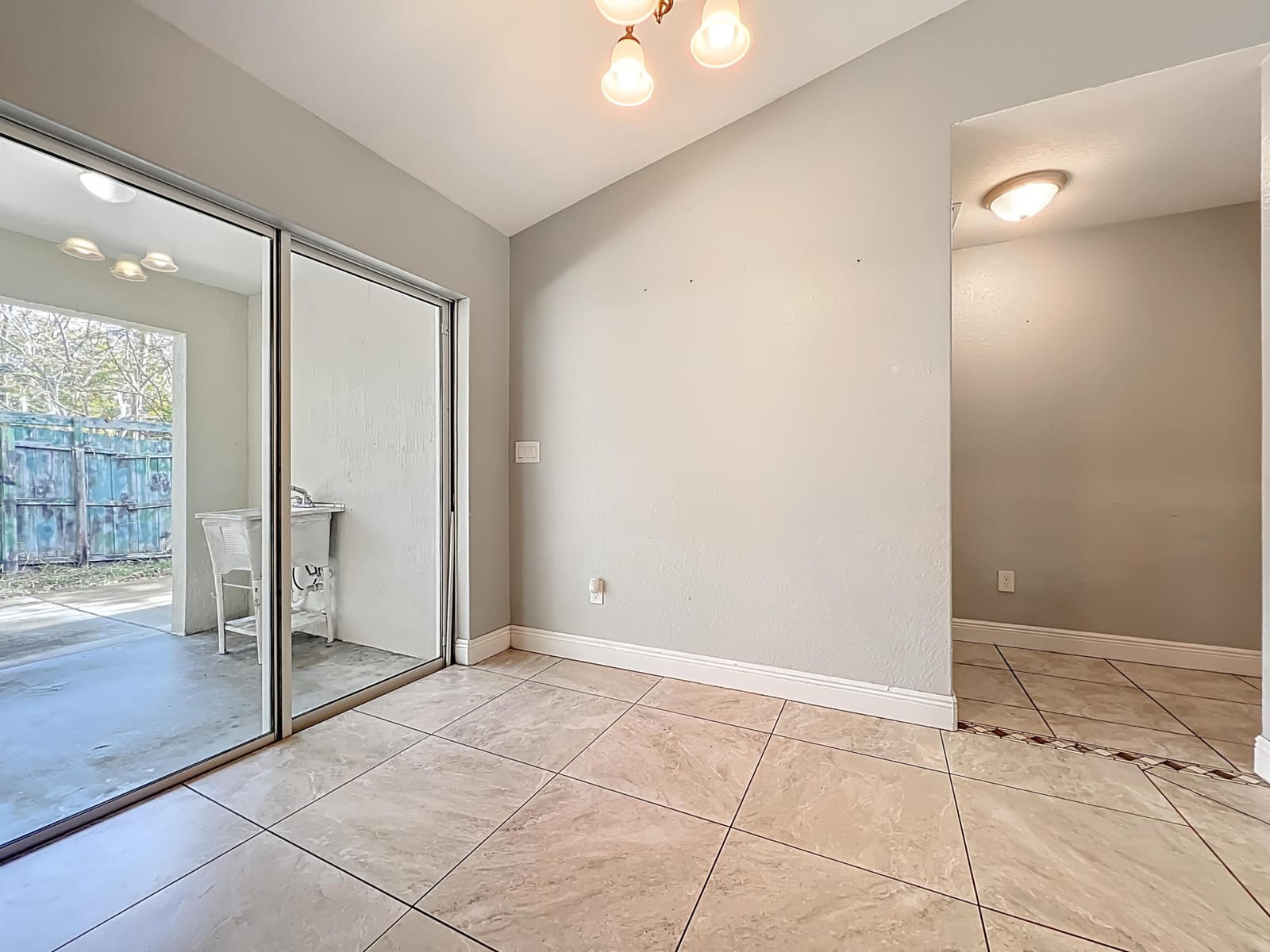 608 MASTERS Avenue, Wildwood, FL 34785 photo 14