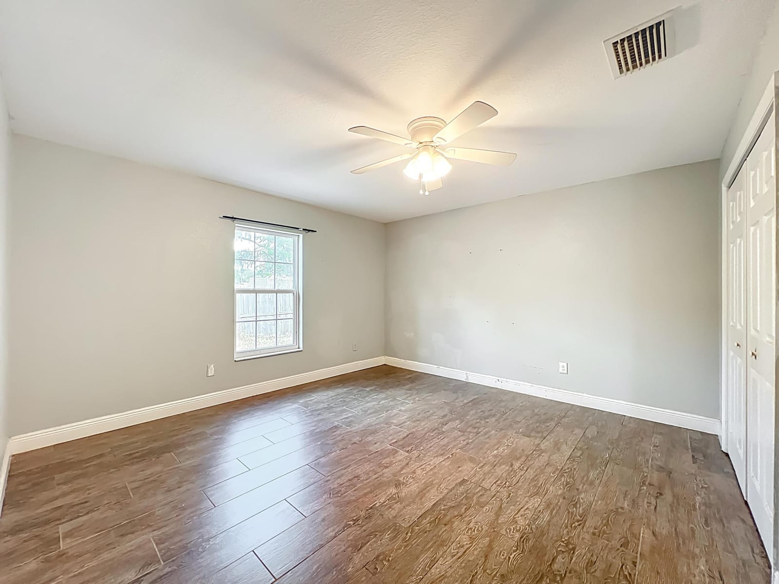 608 MASTERS Avenue, Wildwood, FL 34785 photo 16