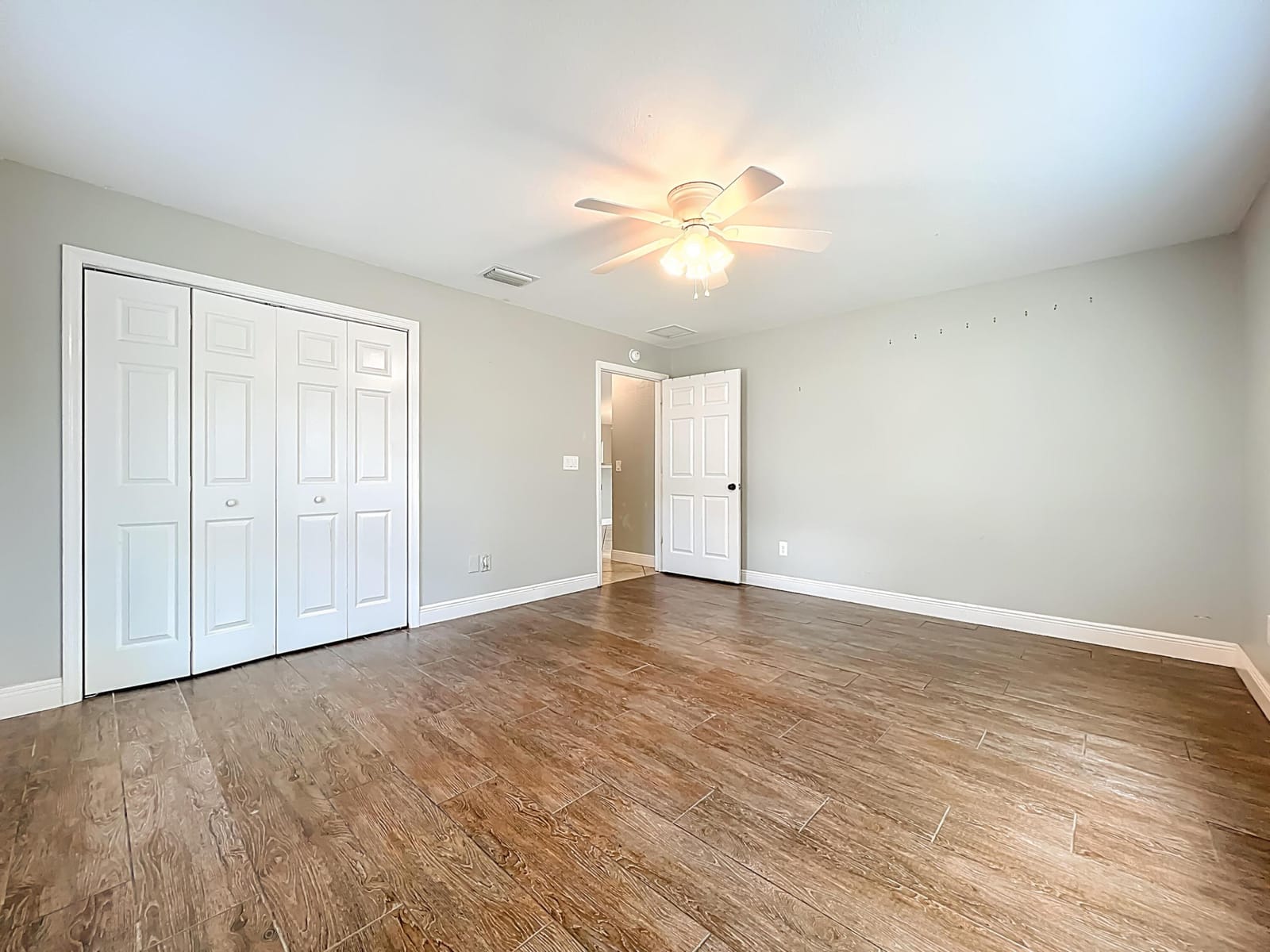 608 MASTERS Avenue, Wildwood, FL 34785 photo 19