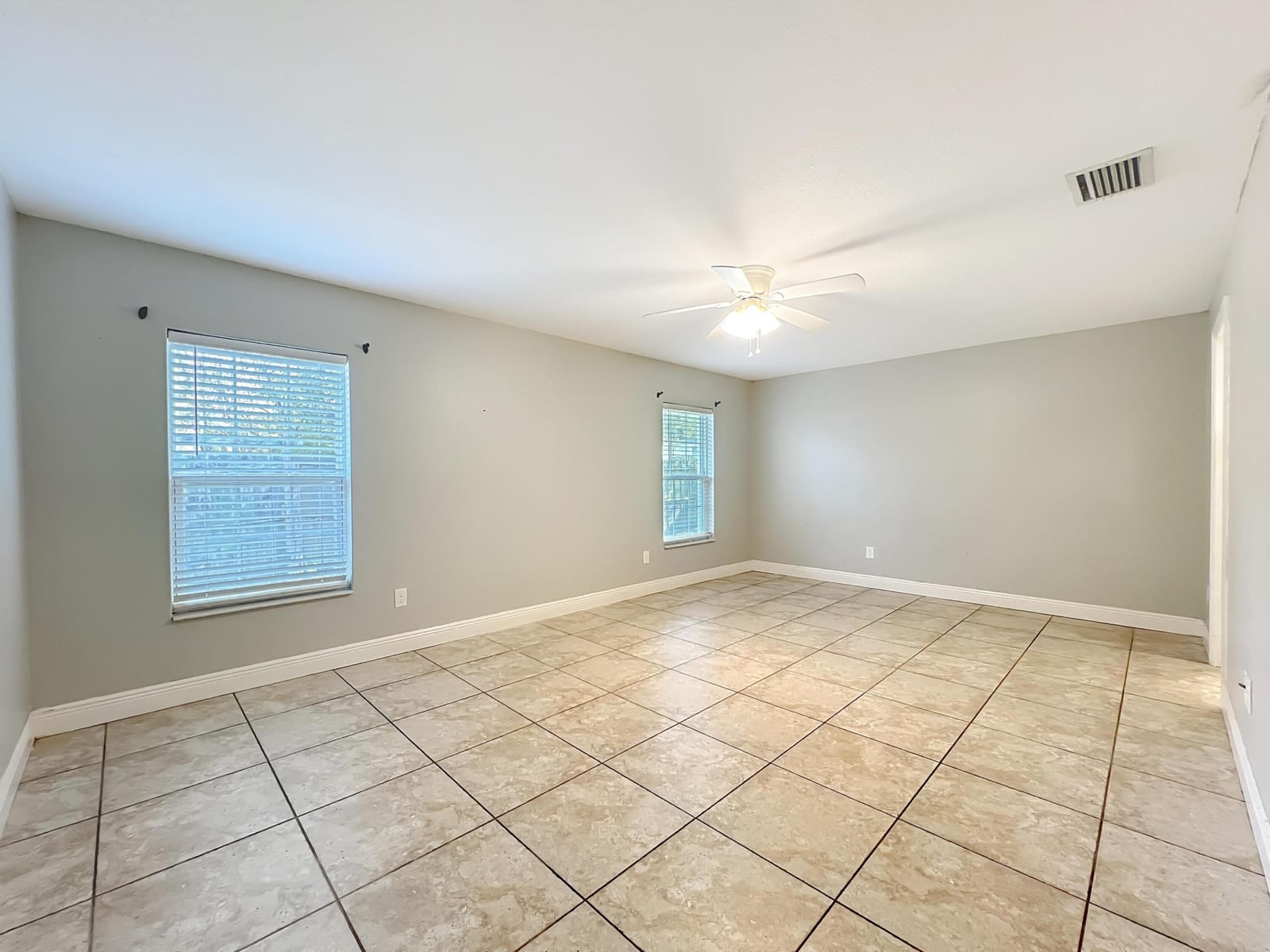 608 MASTERS Avenue, Wildwood, FL 34785 photo 21