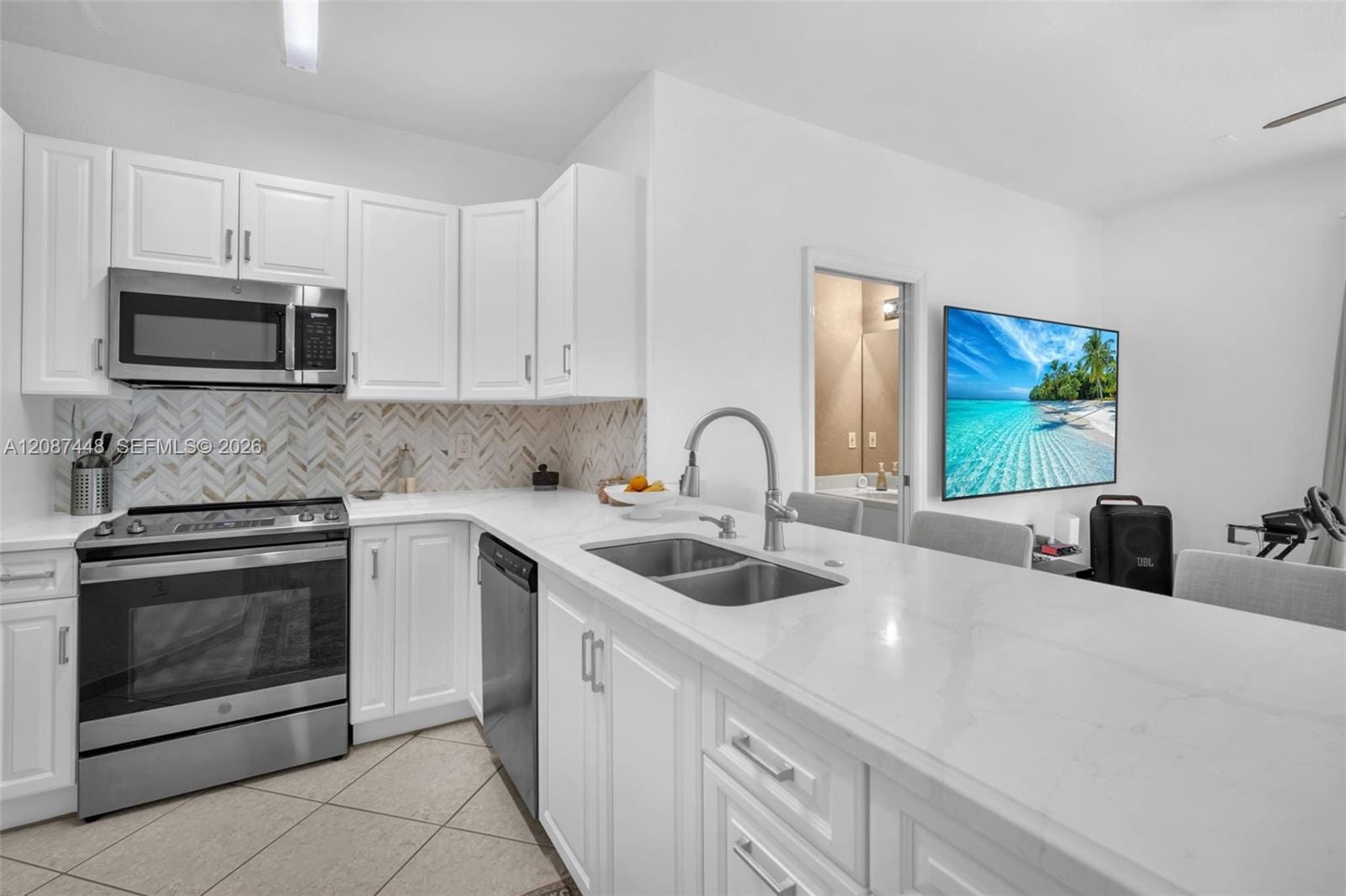 16910 SW 39th Court 16910 — photo 10