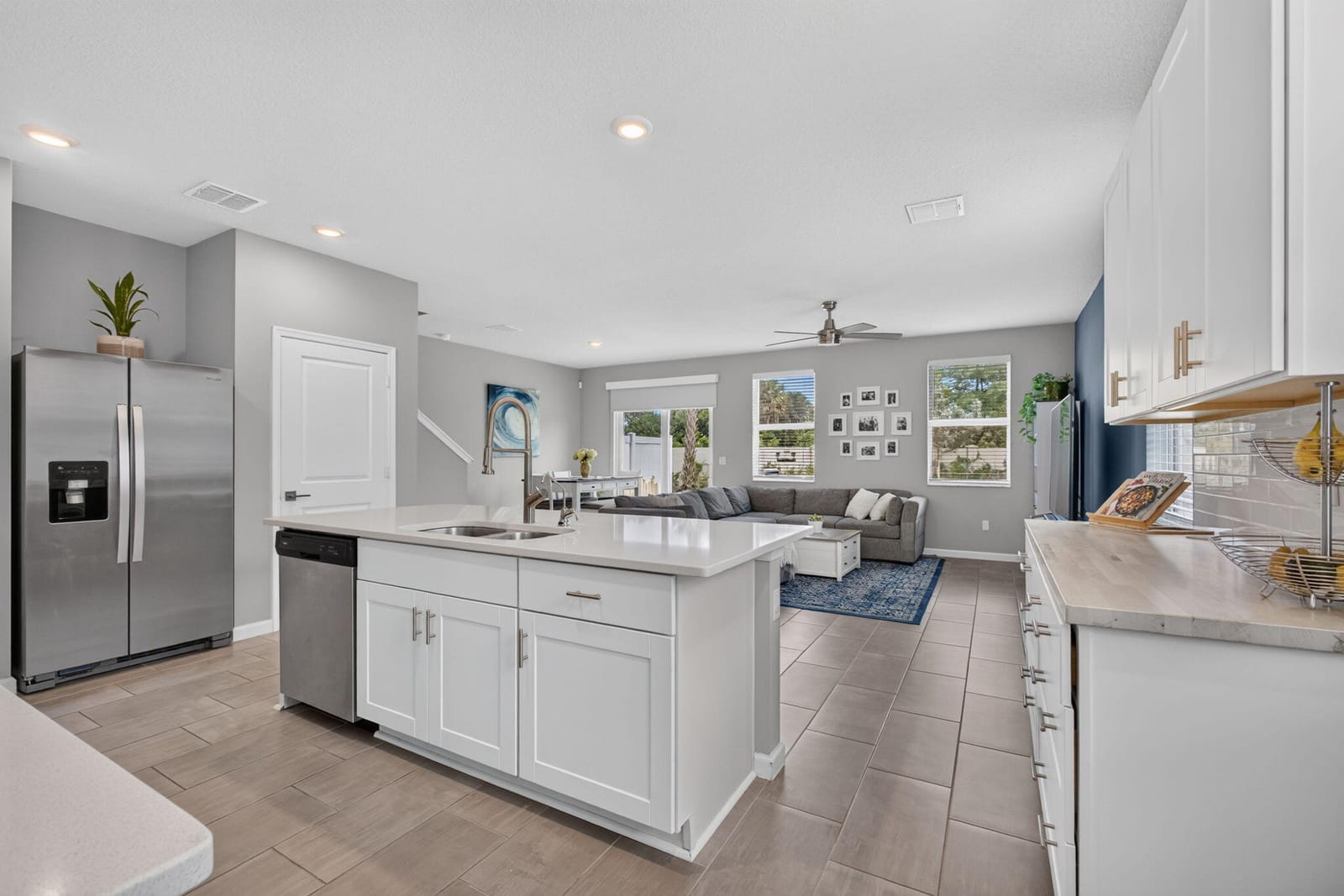 5600 Mentmore Drive, West Palm Beach, FL 33407 photo 13