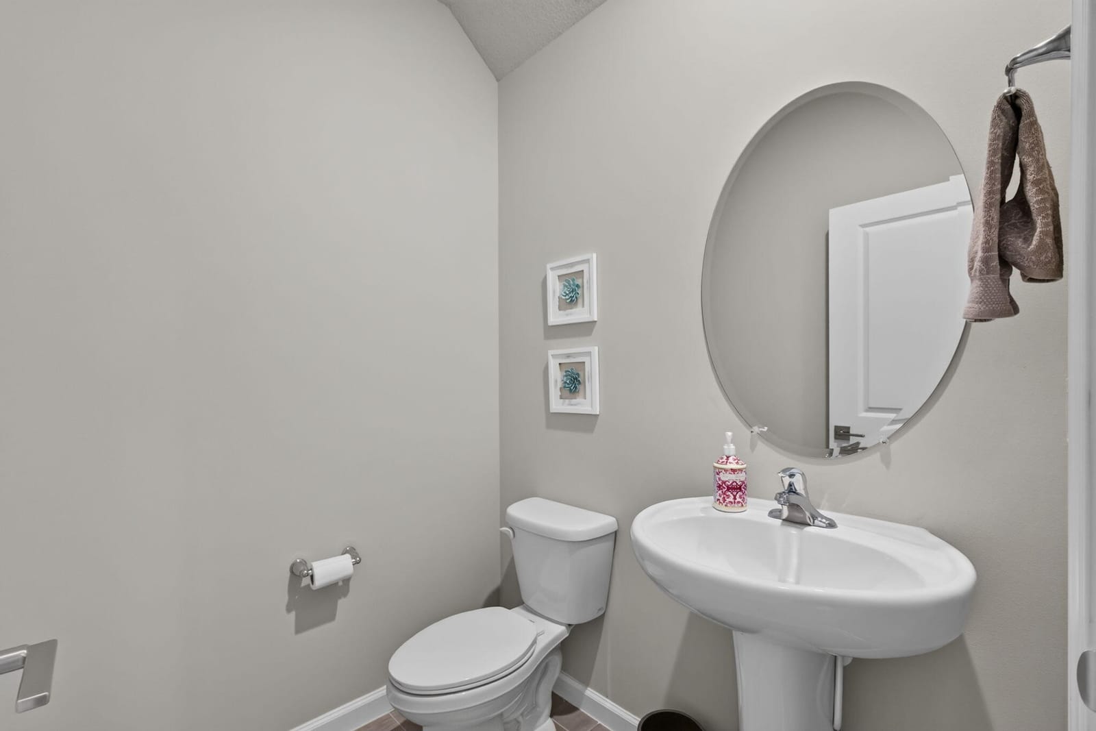 5600 Mentmore Drive, West Palm Beach, FL 33407 photo 29