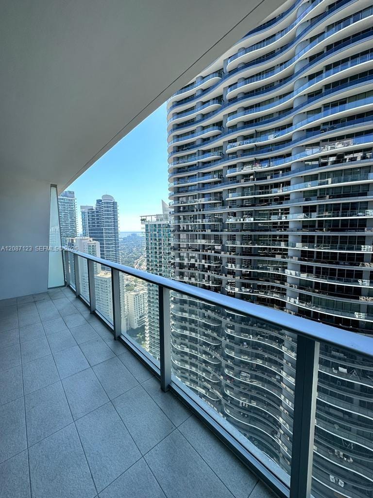 1010 Brickell Avenue 4208 — photo 4