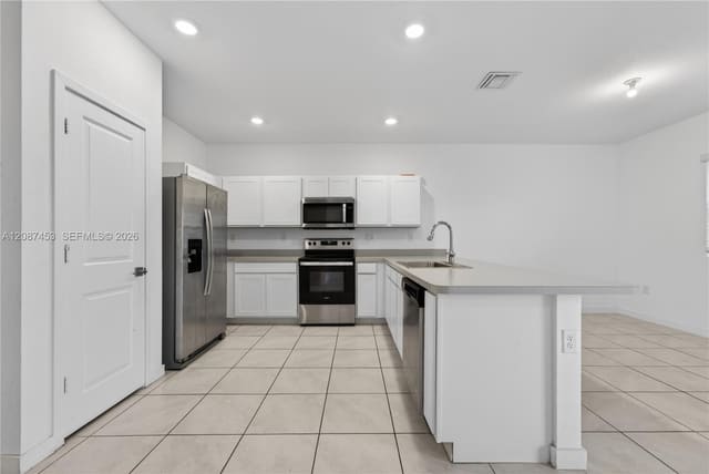 1780 SE 9th Avenue, Homestead, FL 33034