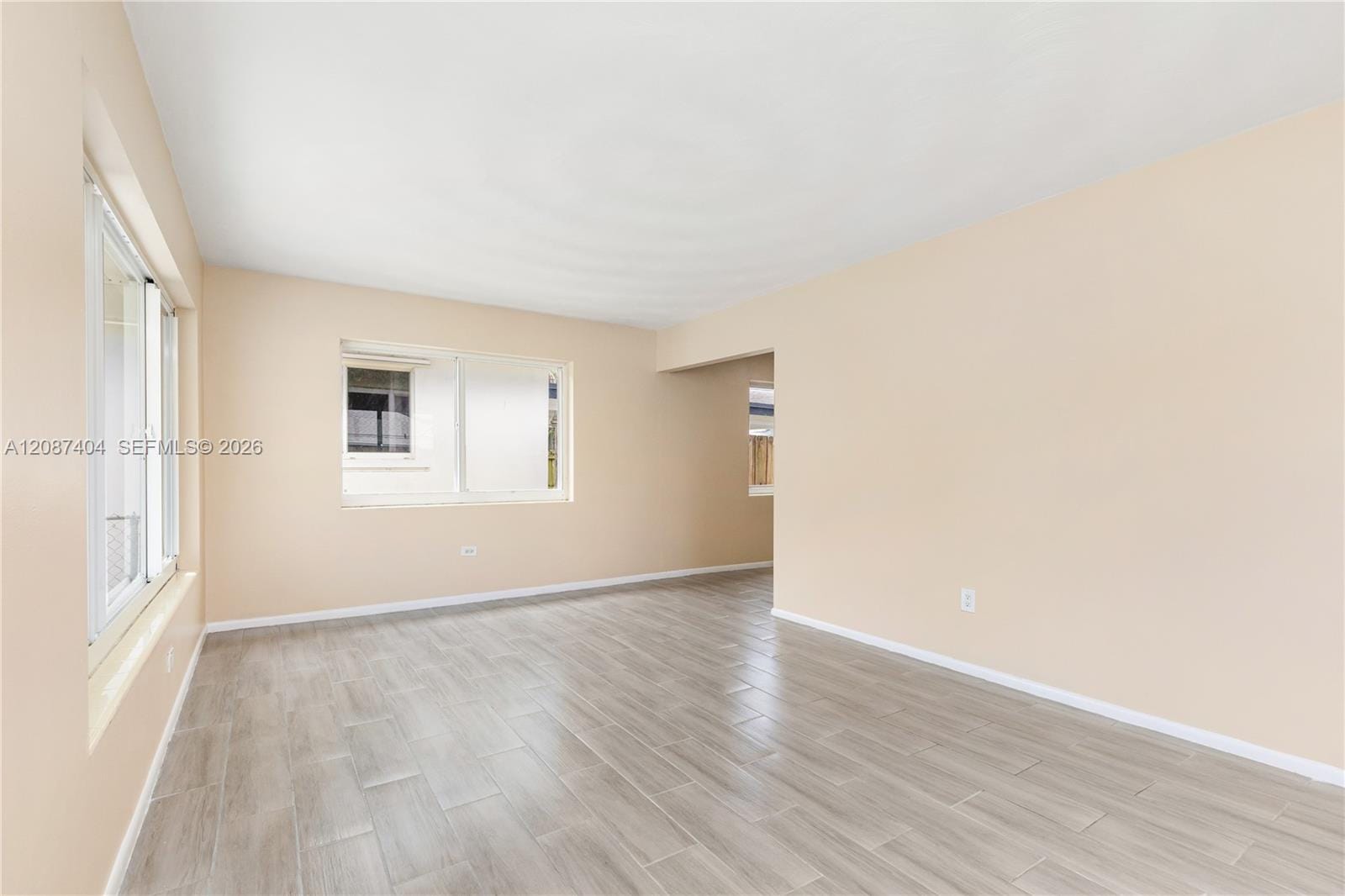 619 N D Street — photo 4