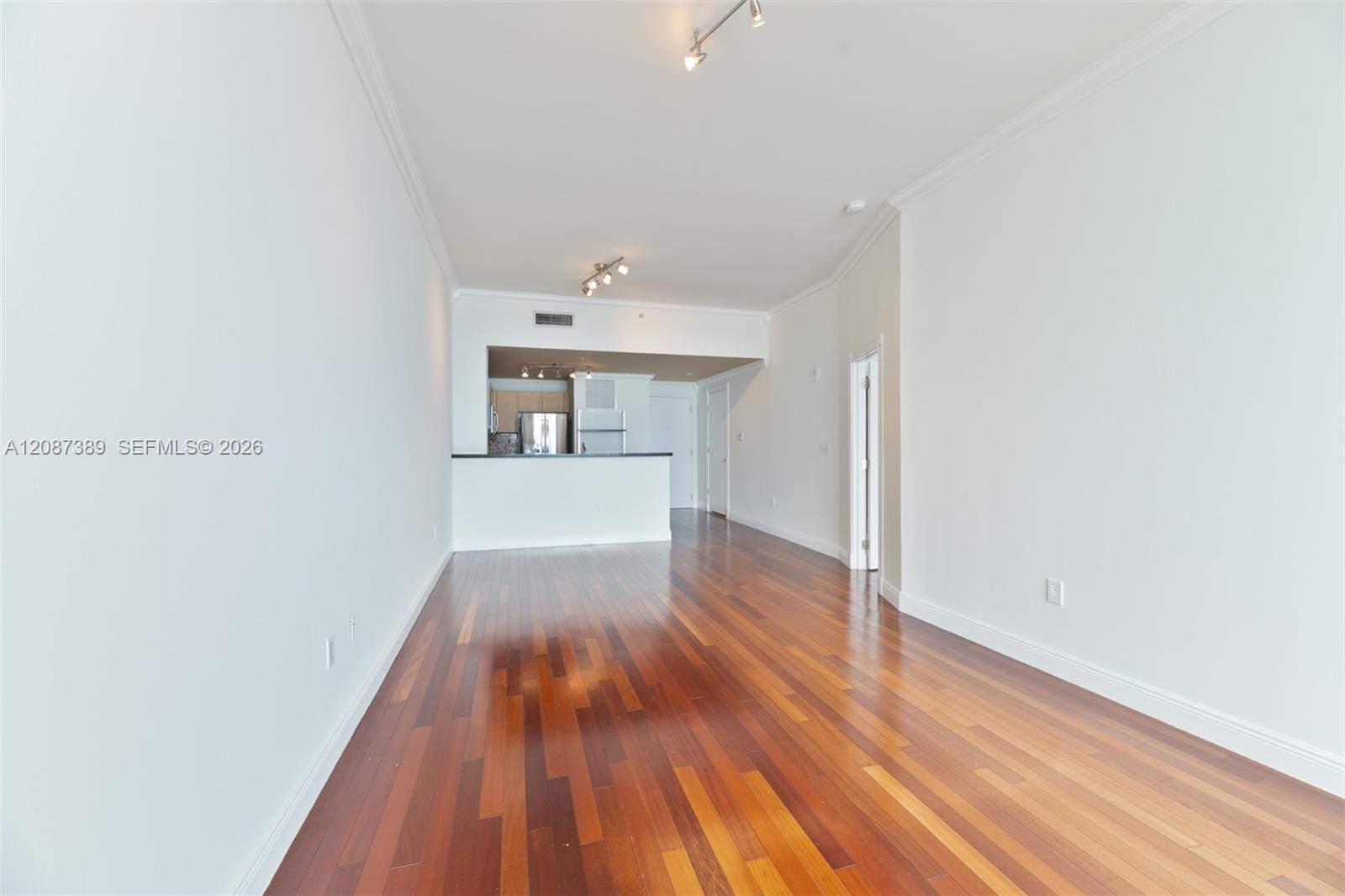 725 NE 22nd Street 8E — photo 12