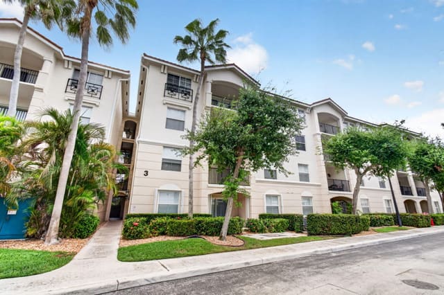 3415 TUSCANY Way 415, Boynton Beach, FL 33435