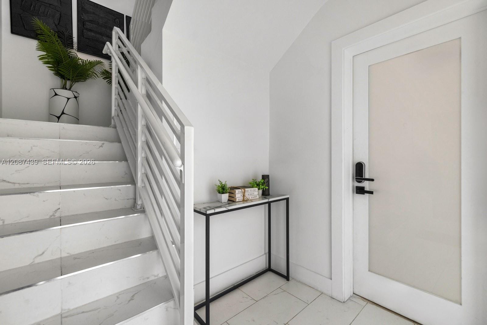 3909 Garden Avenue, Miami Beach, FL 33140 photo 27