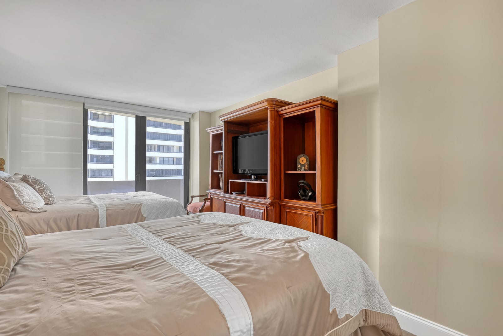 4200 N OCEAN Drive 2-403, Singer Island, FL 33404 photo 16