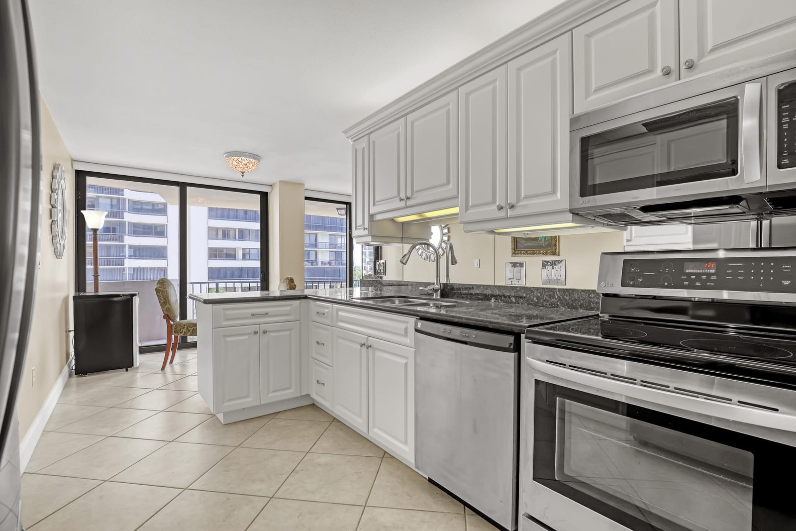 4200 N OCEAN Drive 2-403, Singer Island, FL 33404 photo 5