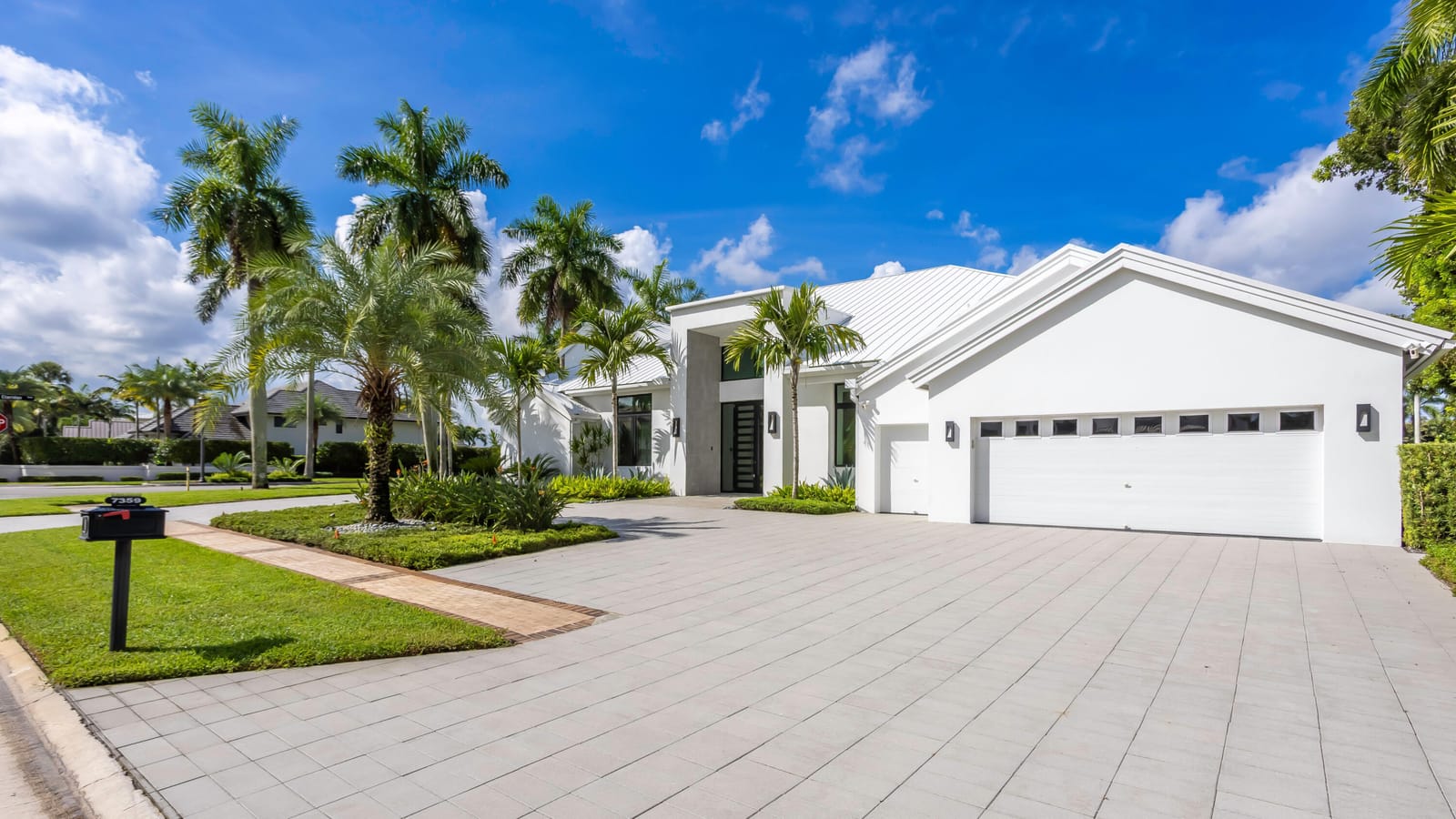 7359 Ballantrae Court — photo 3
