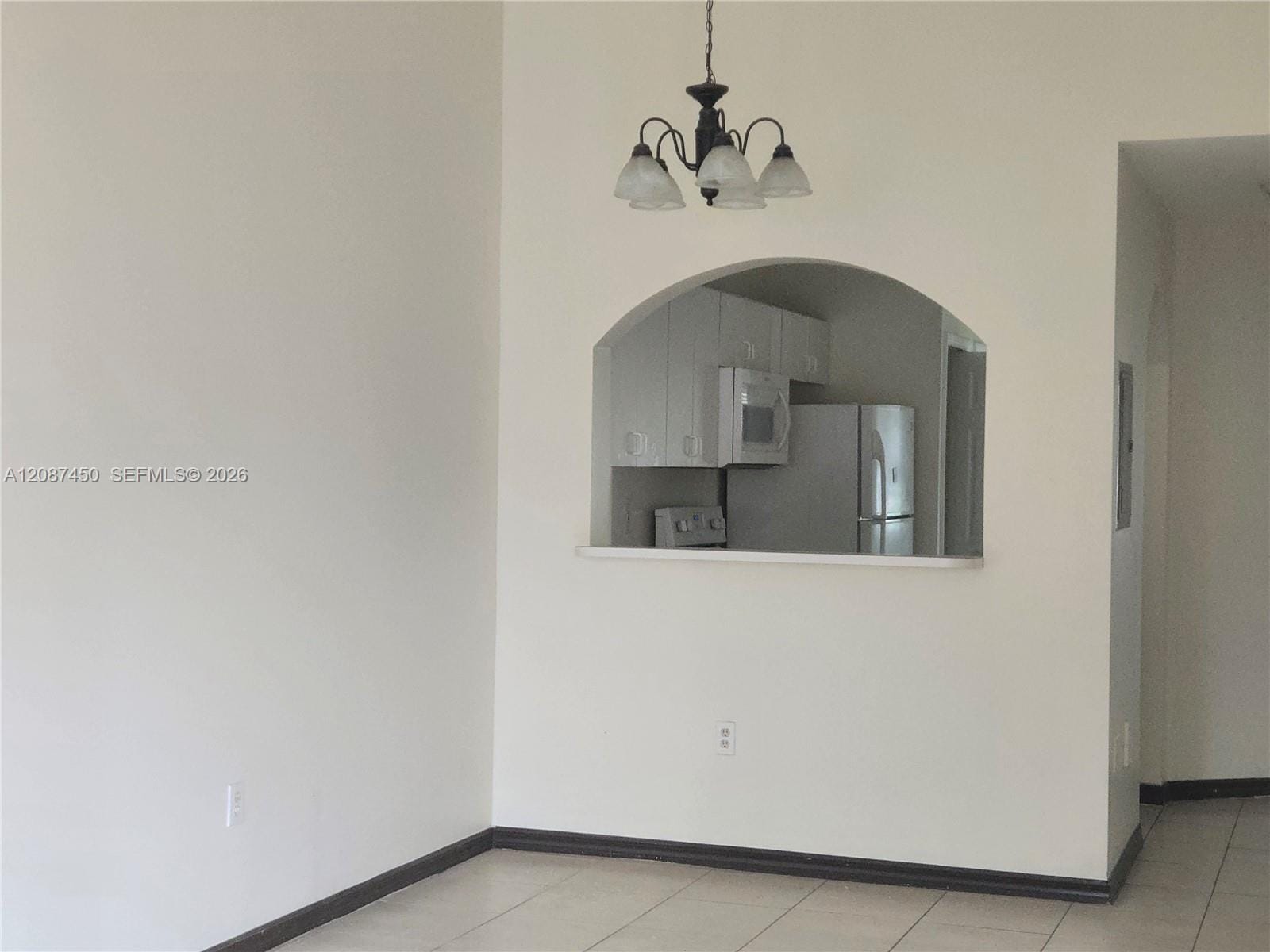 1271 SE 28th Court 104 — photo 2