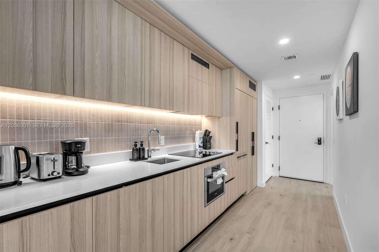 225 N Miami Avenue 3501, Miami, FL 33128 photo 19