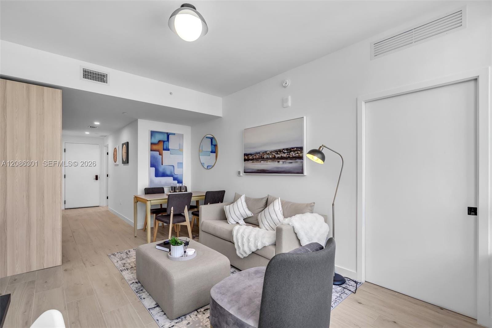 225 N Miami Avenue 3501 — photo 3