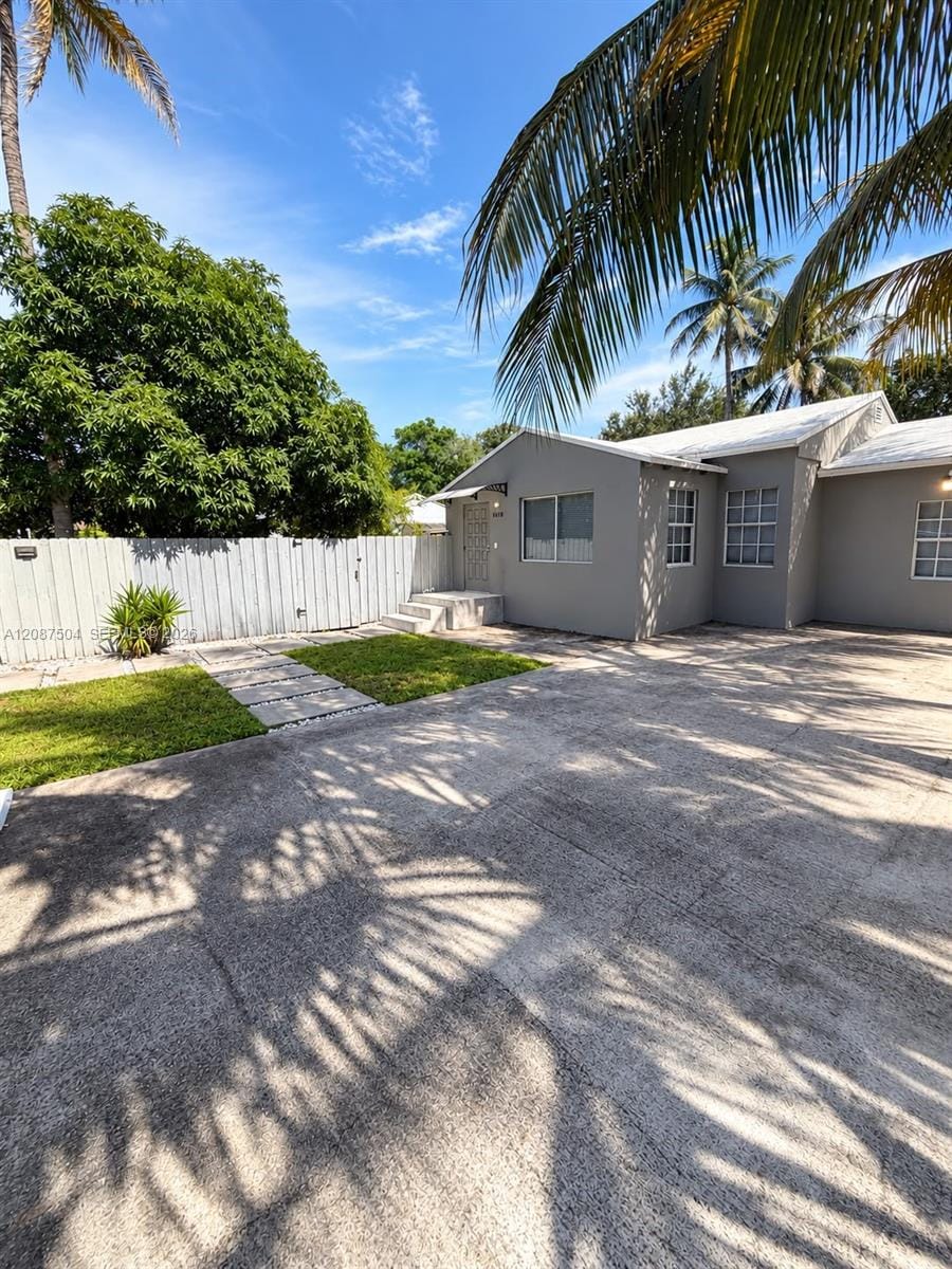 1418 NW 101st Street, Miami, FL 33147 photo 2