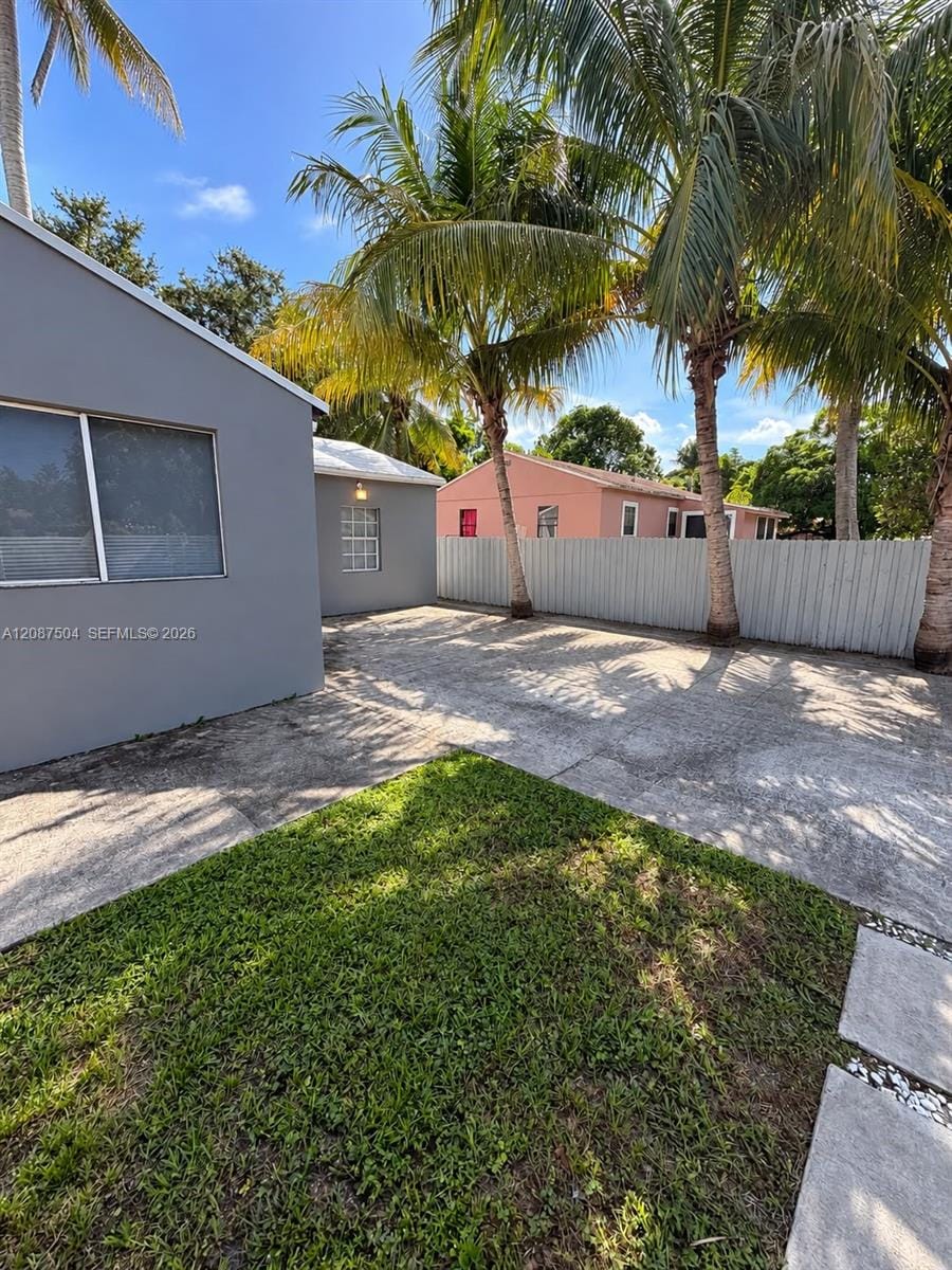 1418 NW 101st Street, Miami, FL 33147 photo 3
