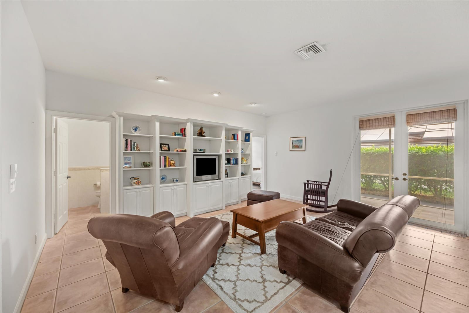 1211 SINGER Drive, Singer Island, FL 33404 photo 5