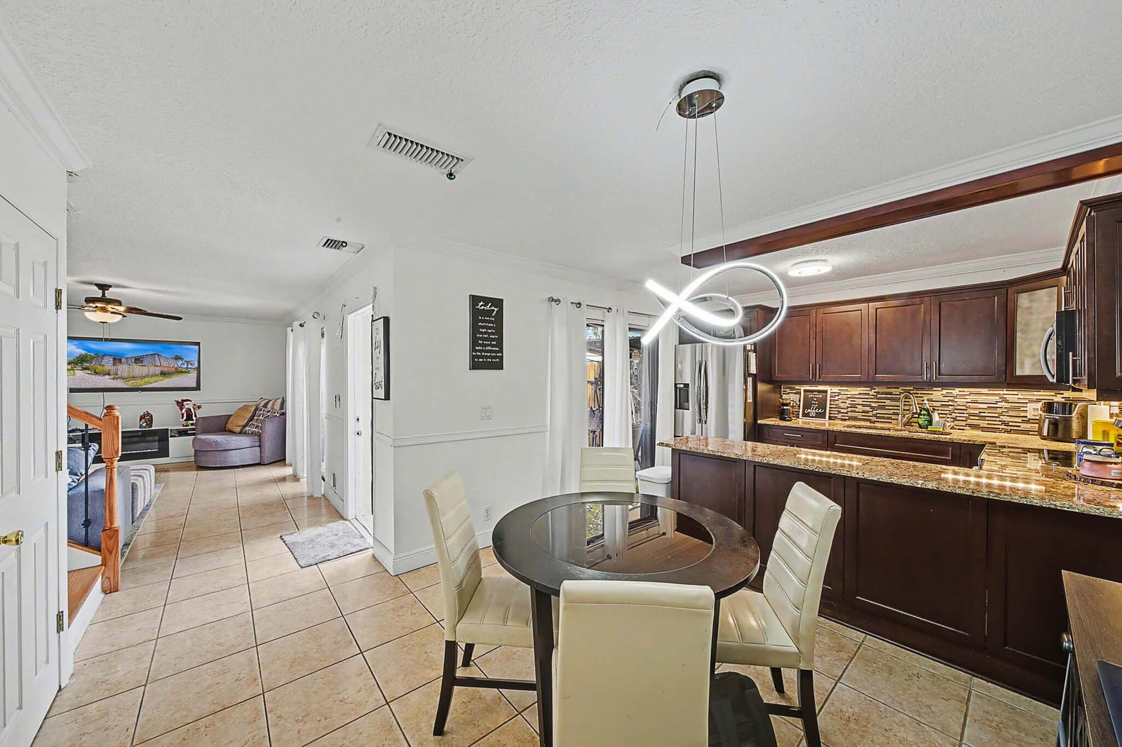 149 Lake Arbor Drive, Palm Springs, FL 33461 photo 16