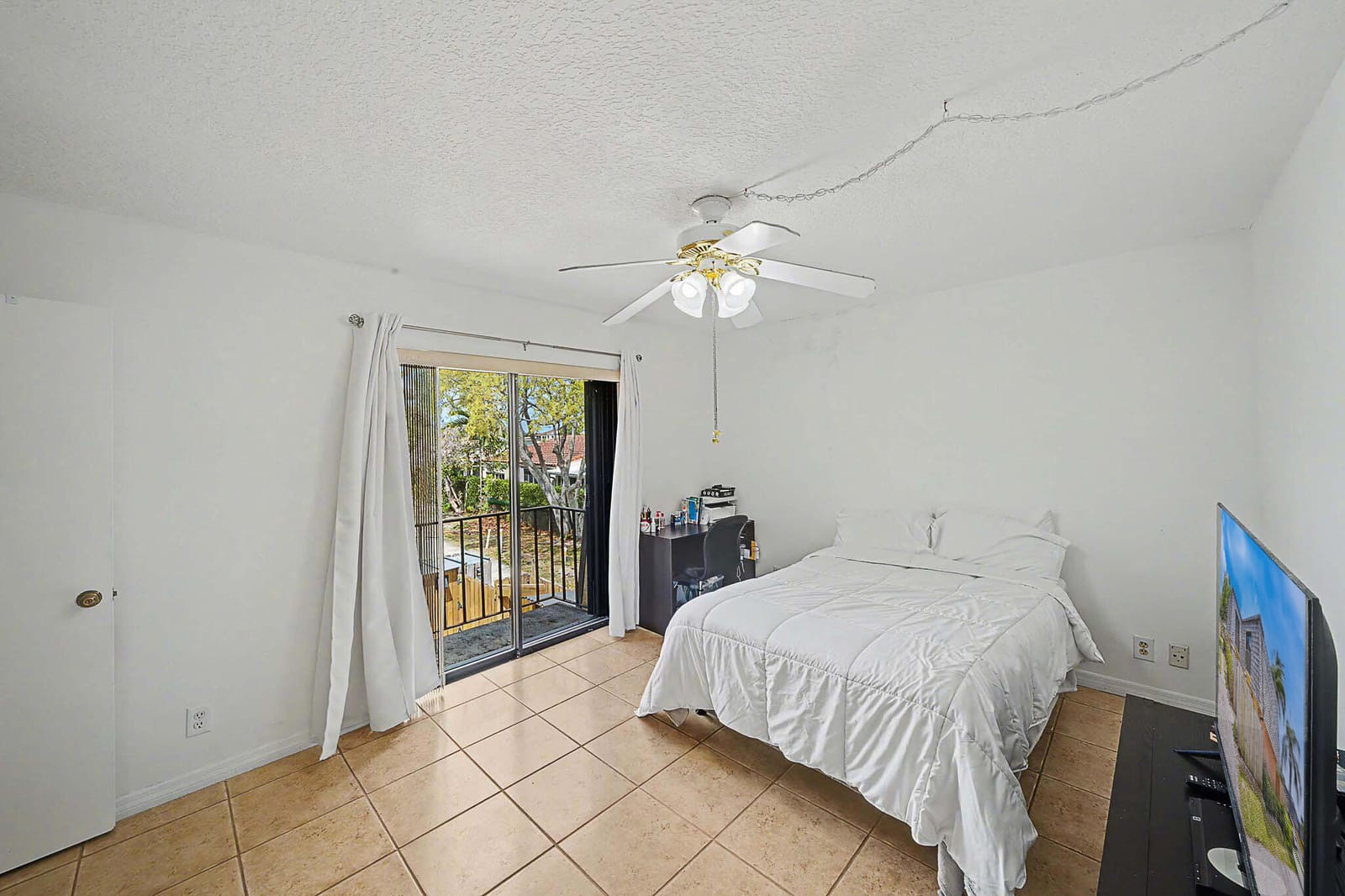 149 Lake Arbor Drive, Palm Springs, FL 33461 photo 25
