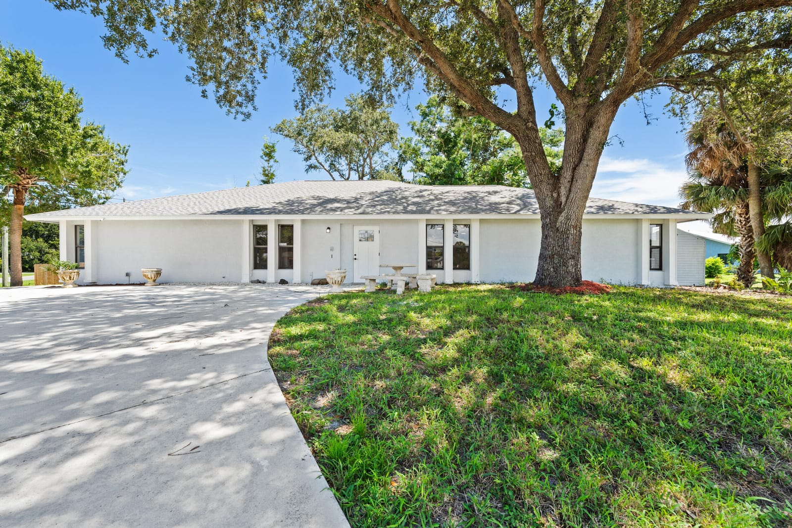 4800 MYRTLE Drive, Fort Pierce, FL 34982 photo 2
