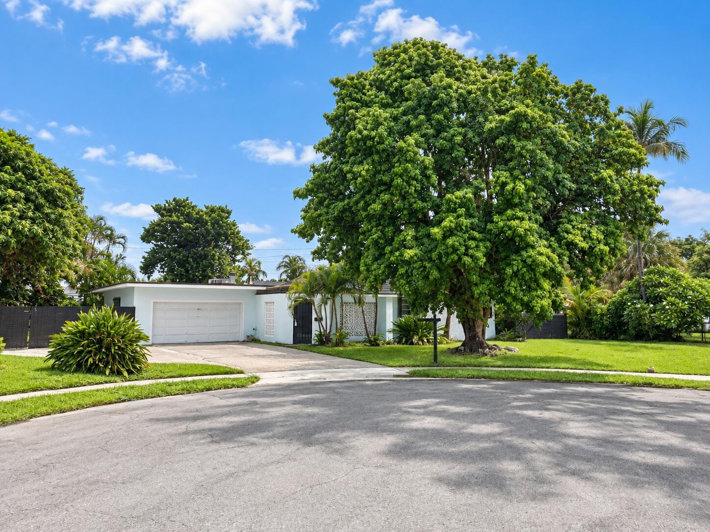 878 FATHOM Court, North Palm Beach, FL 33408 photo 2
