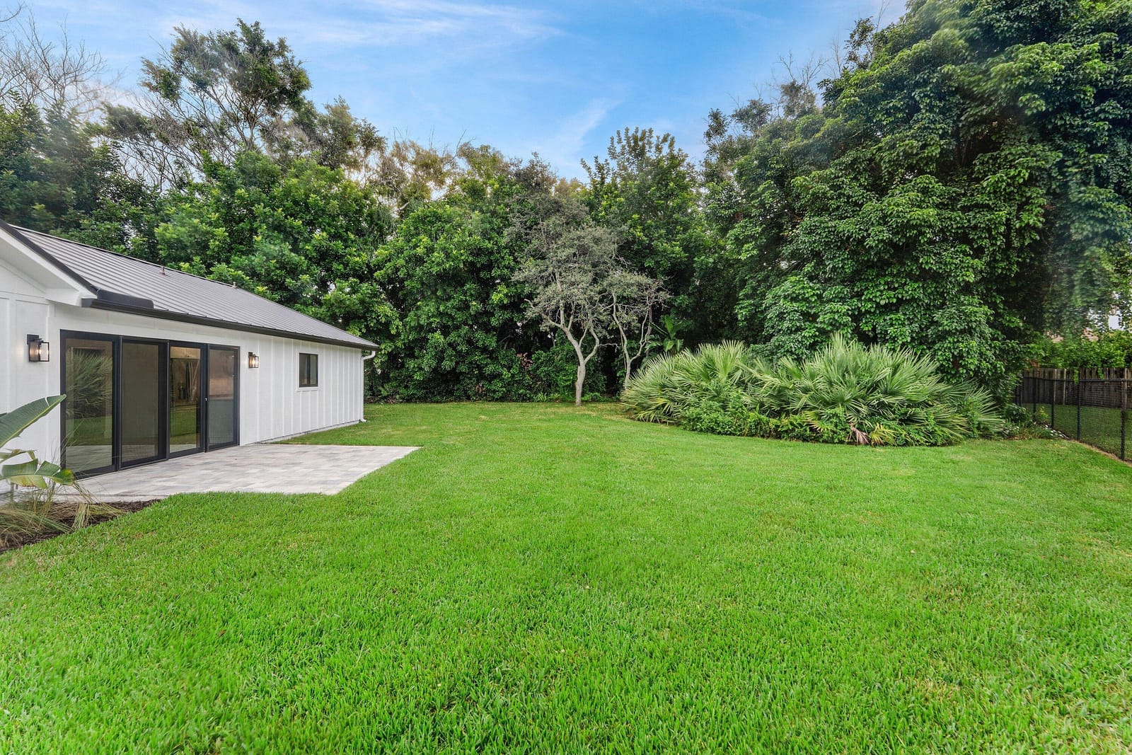 24 Russell Street, Tequesta, FL 33469 photo 17