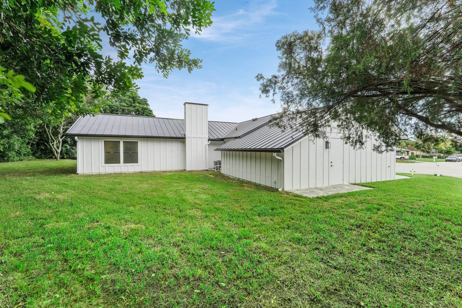 24 Russell Street, Tequesta, FL 33469 photo 18