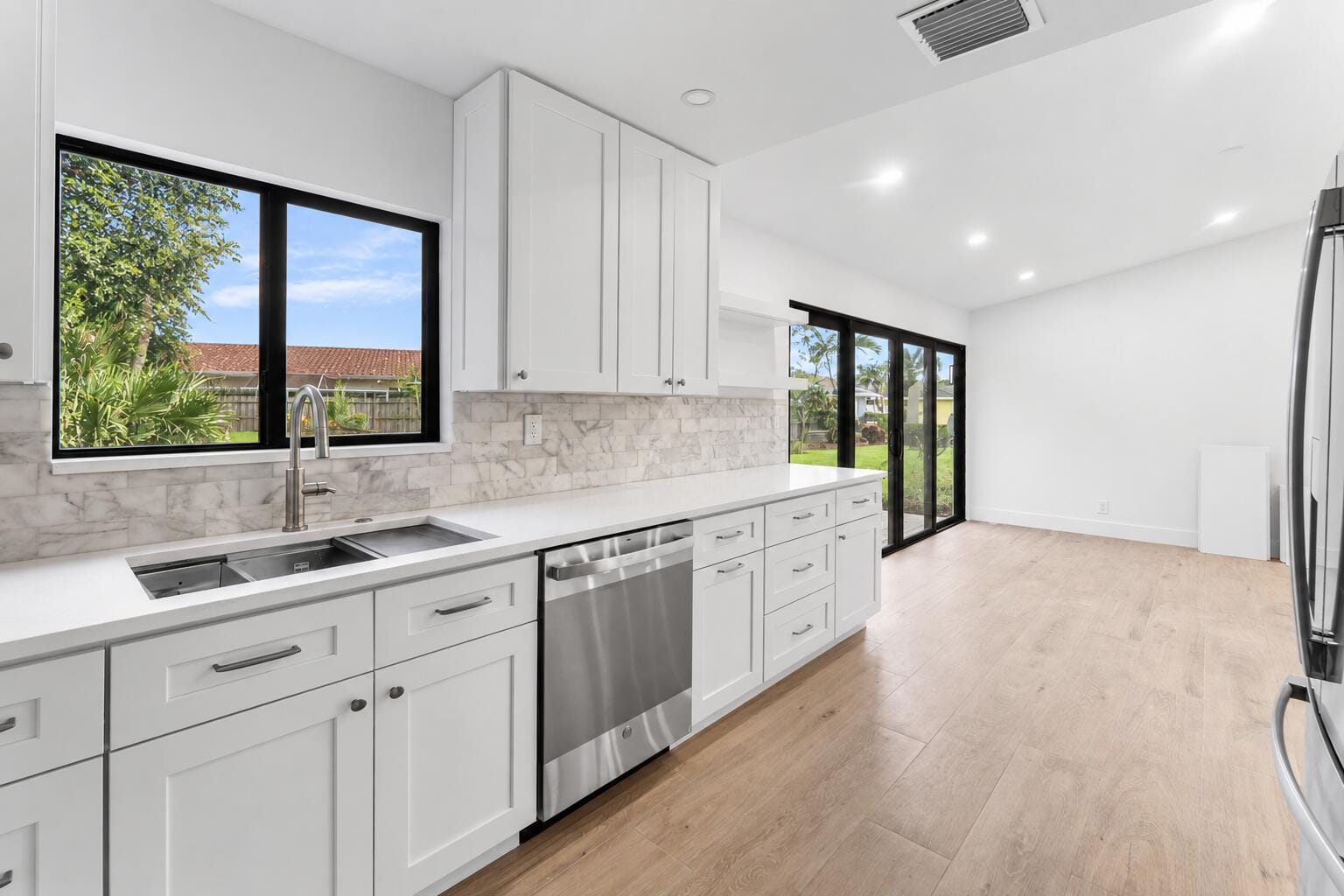 24 Russell Street, Tequesta, FL 33469 photo 4
