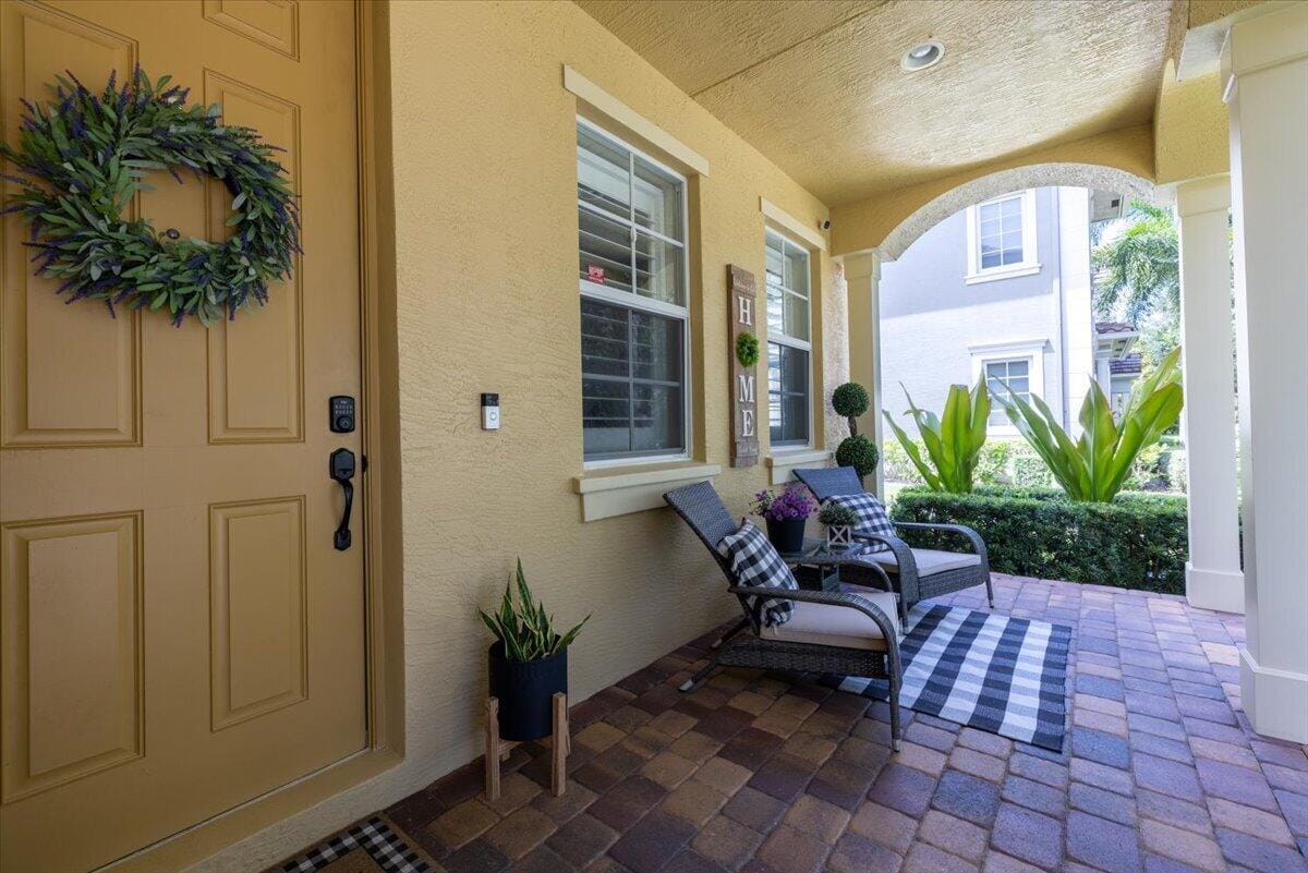 154 BANDON Lane, Jupiter, FL 33458 photo 2