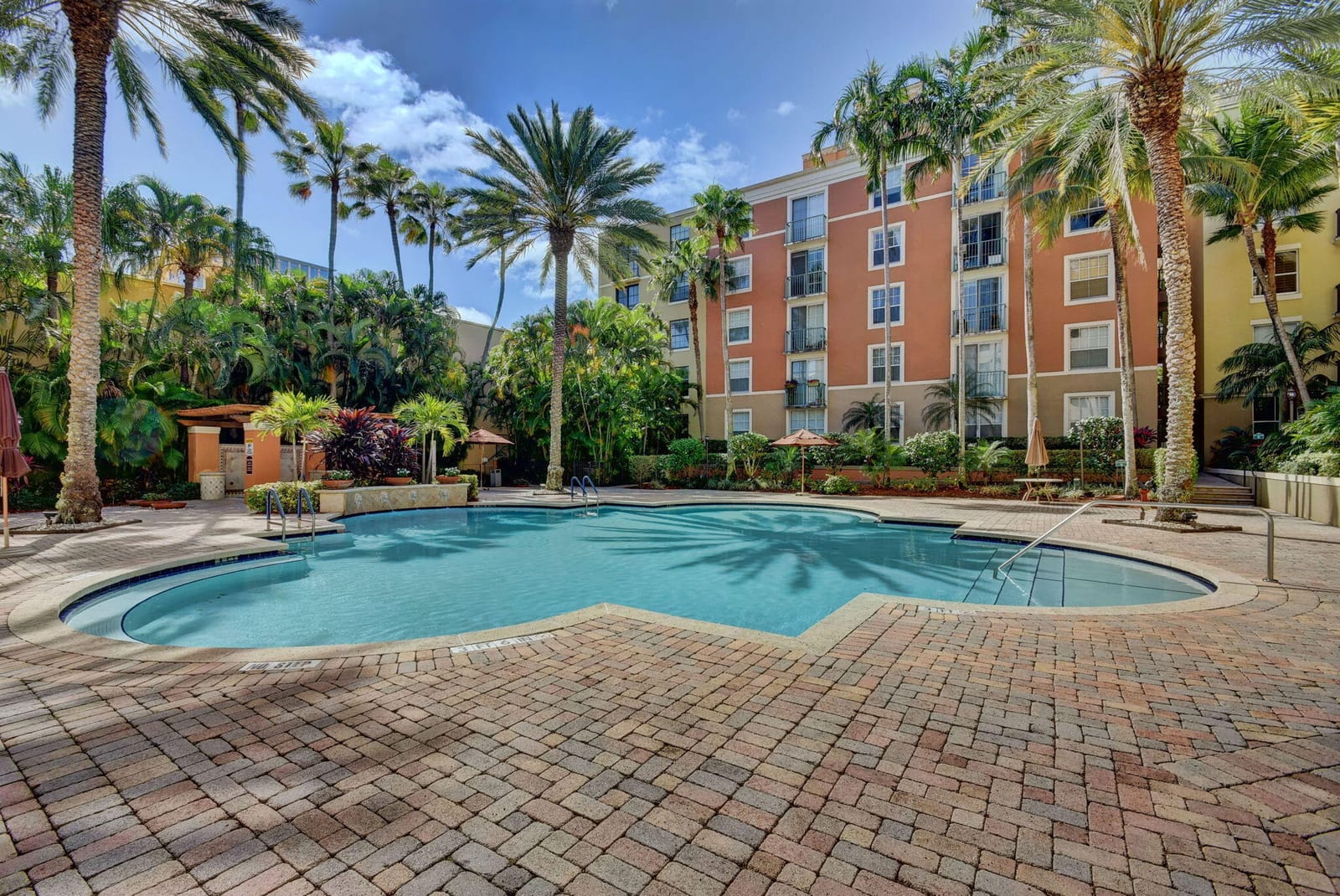 630 S SAPODILLA Avenue 308, West Palm Beach, FL 33401 photo 25