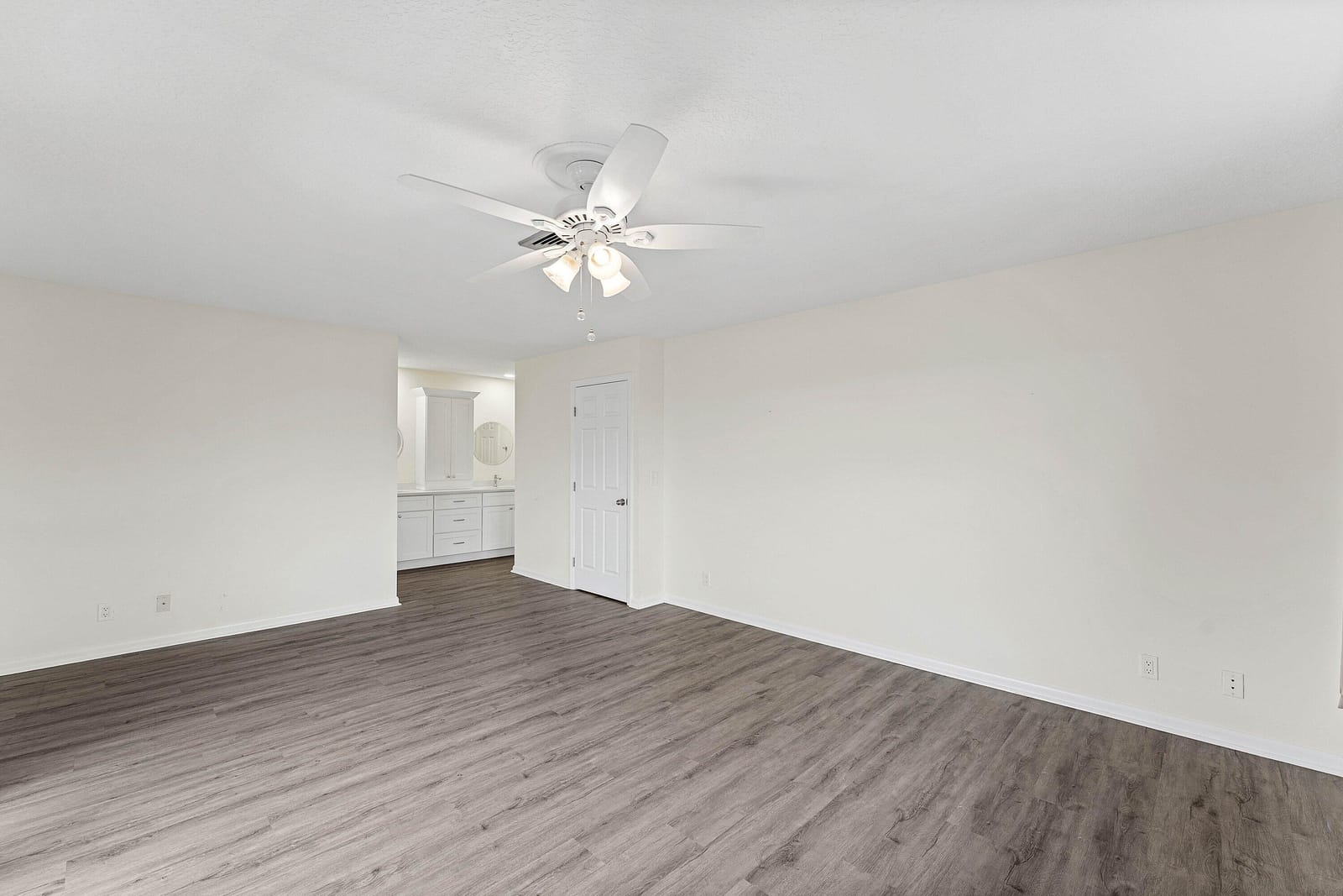 408 PINE TREE Court 12, Atlantis, FL 33462 photo 13