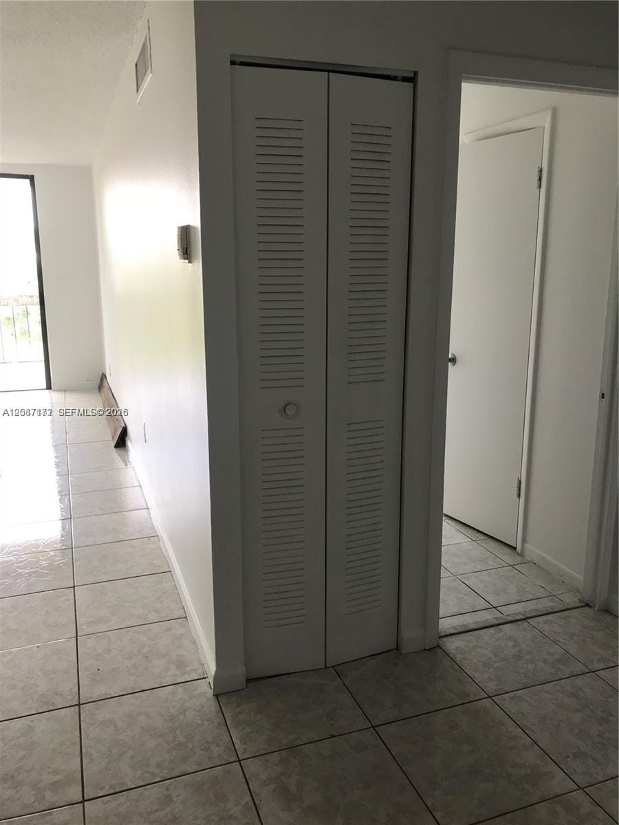 9460 Fontainebleau Boulevard 433, Miami, FL 33172 photo 11
