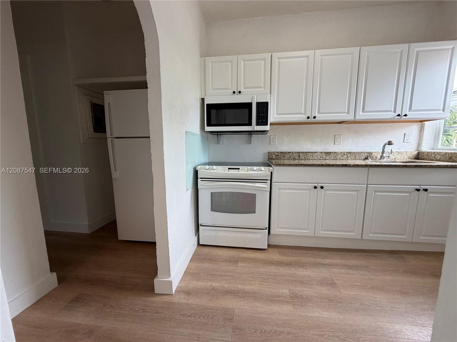 1429 SW 3rd Street 4 — photo 4