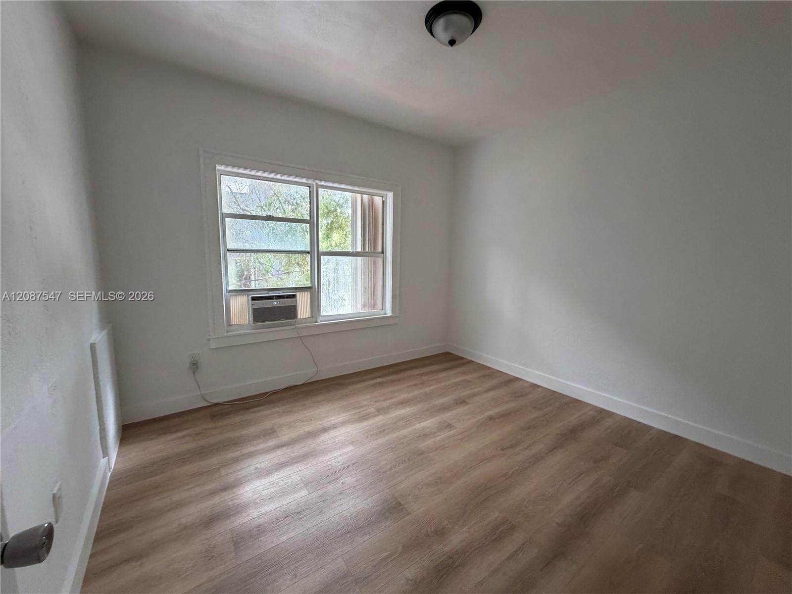 1429 SW 3rd Street 4 — photo 8
