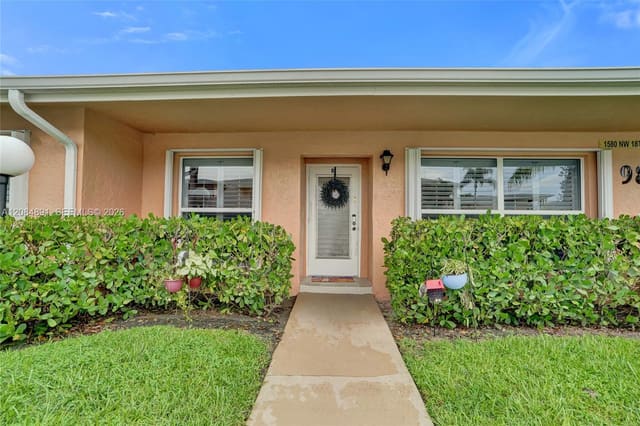 1580 NW 18th Avenue 98-B, Delray Beach, FL 33445
