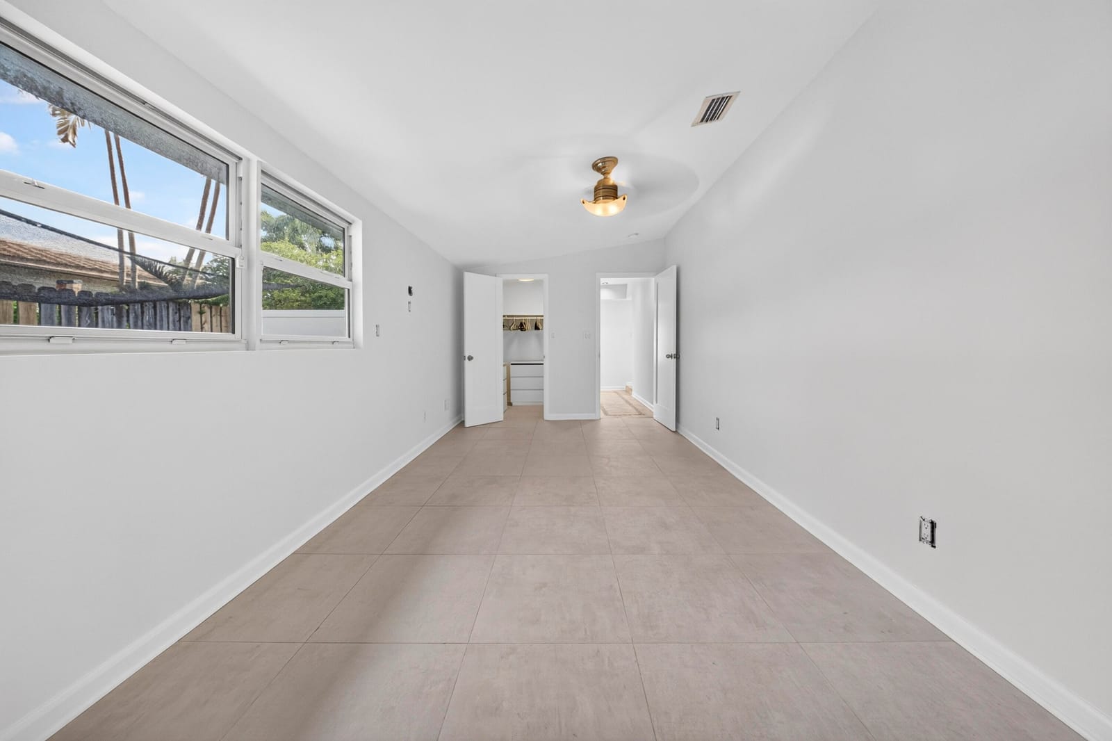 1605 NE 16th Avenue — photo 11