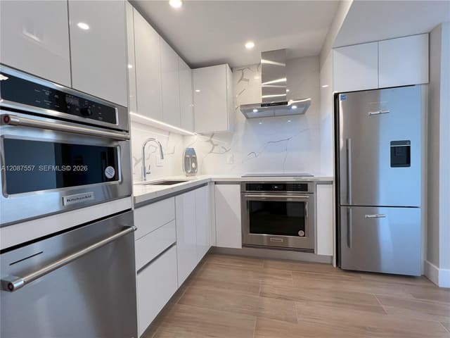 1881 Middle River Drive 207, Fort Lauderdale, FL 33305