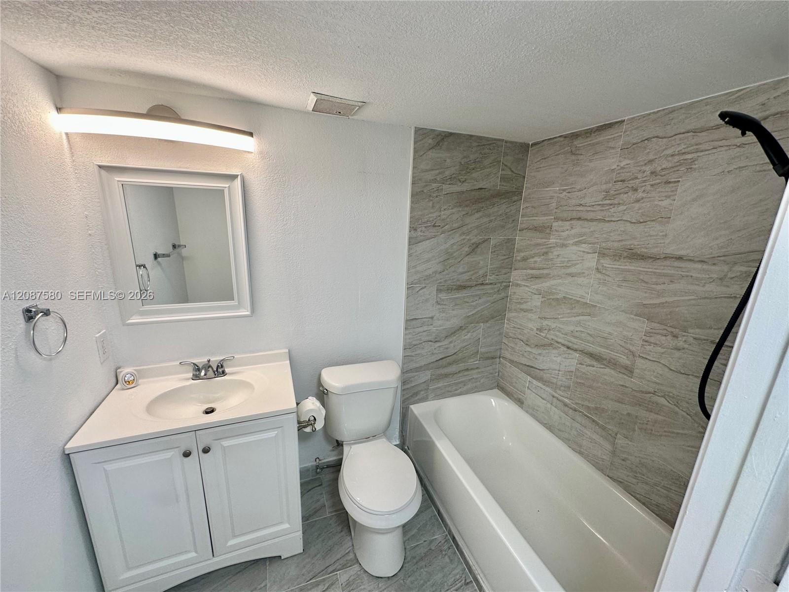 3630 N 56th Avenue 310 — photo 12