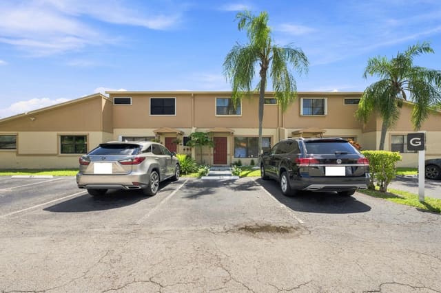 3370 Beau Rivage Drive 3G, Pompano Beach, FL 33064