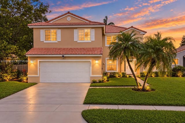 18961 NW 10th Terrace, Pembroke Pines, FL 33029
