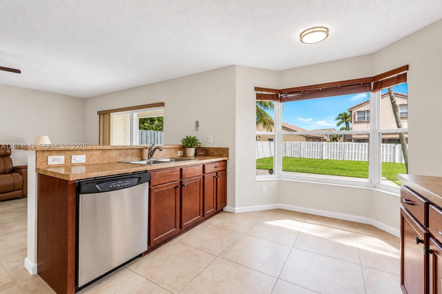 18961 NW 10th Terrace, Pembroke Pines, FL 33029 photo 12