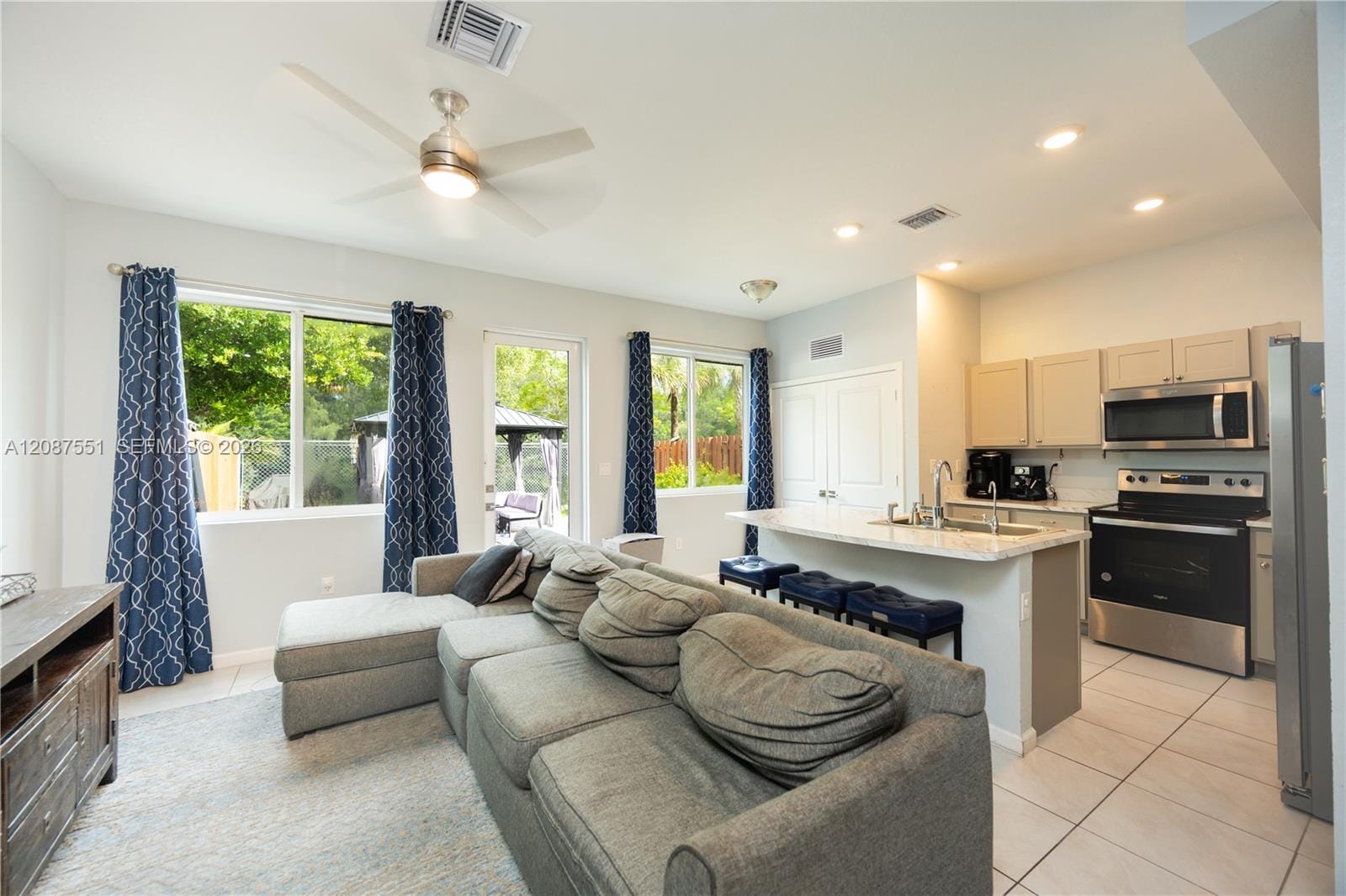 20828 NW 9 Path, Miami Gardens, FL 33169 photo 9