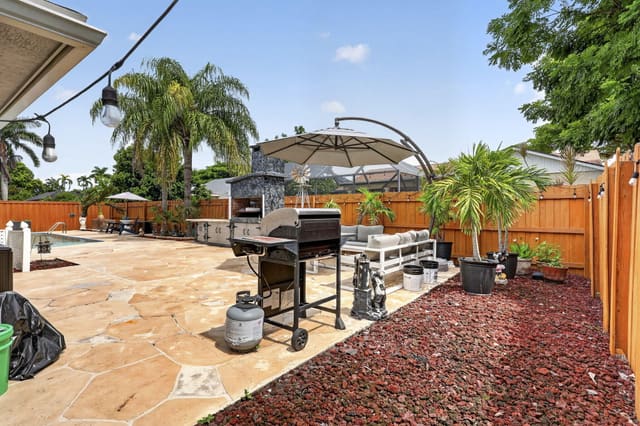 1390 PINE VALLEY Drive, Wellington, FL 33414