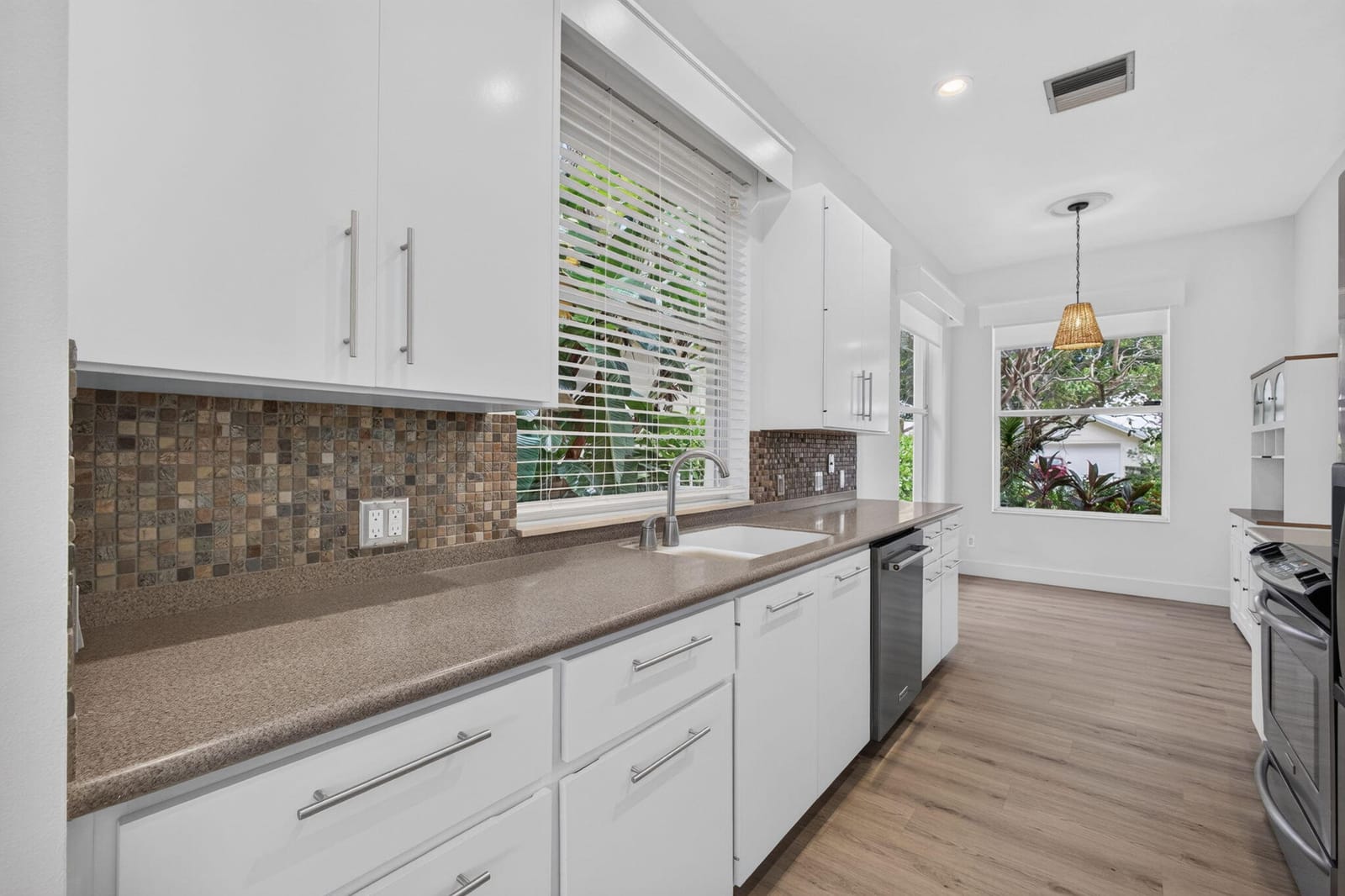 1205 Gator Trail, West Palm Beach, FL 33409 photo 12