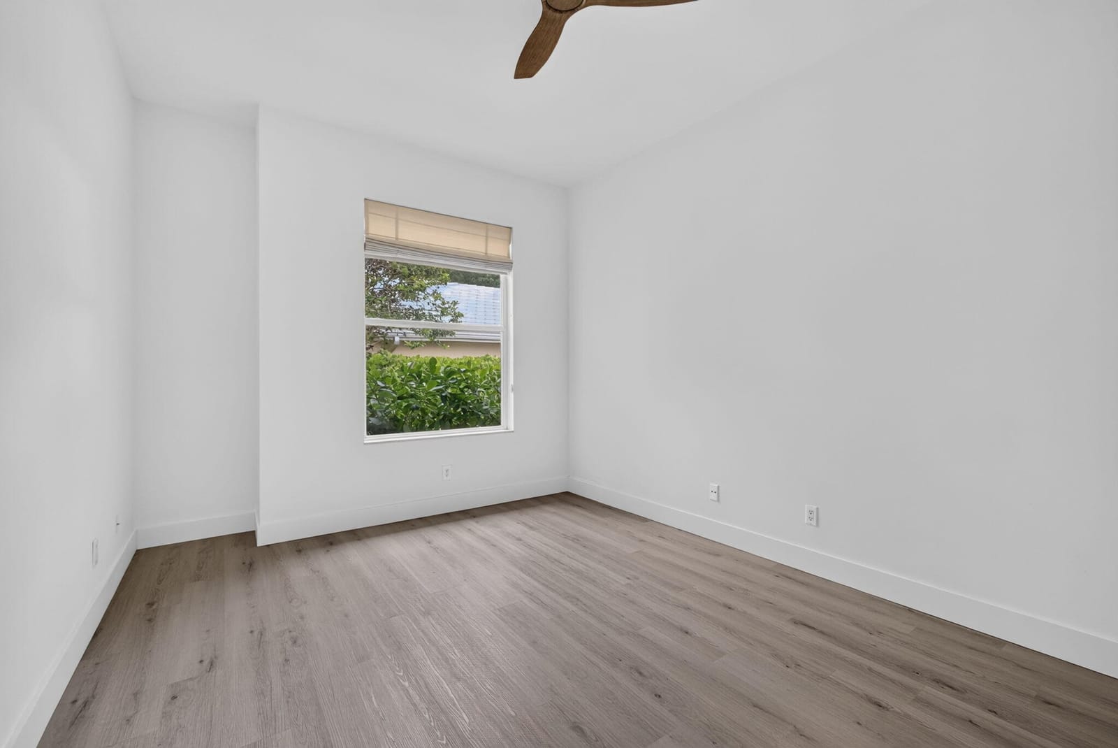 1205 Gator Trail, West Palm Beach, FL 33409 photo 27