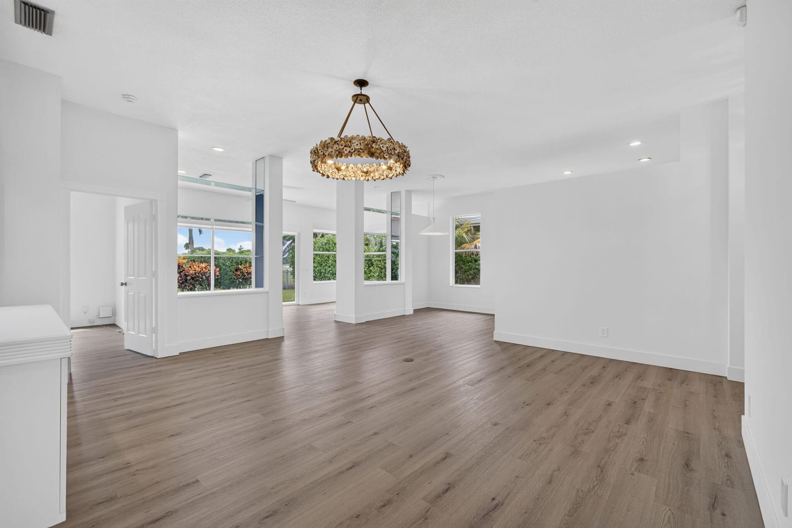 1205 Gator Trail, West Palm Beach, FL 33409 photo 8