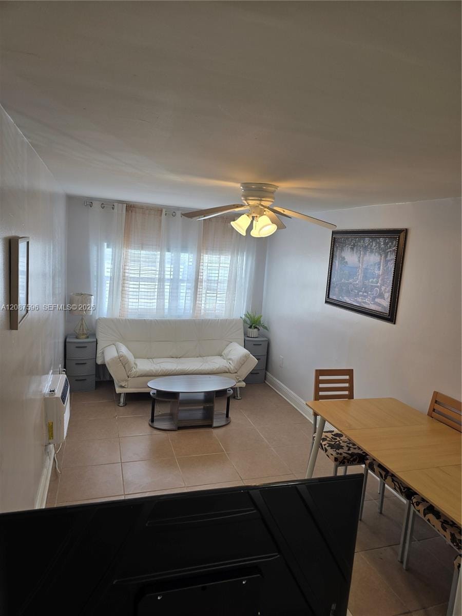 5712 Hollywood Boulevard 1, Hollywood, FL 33021 photo 3