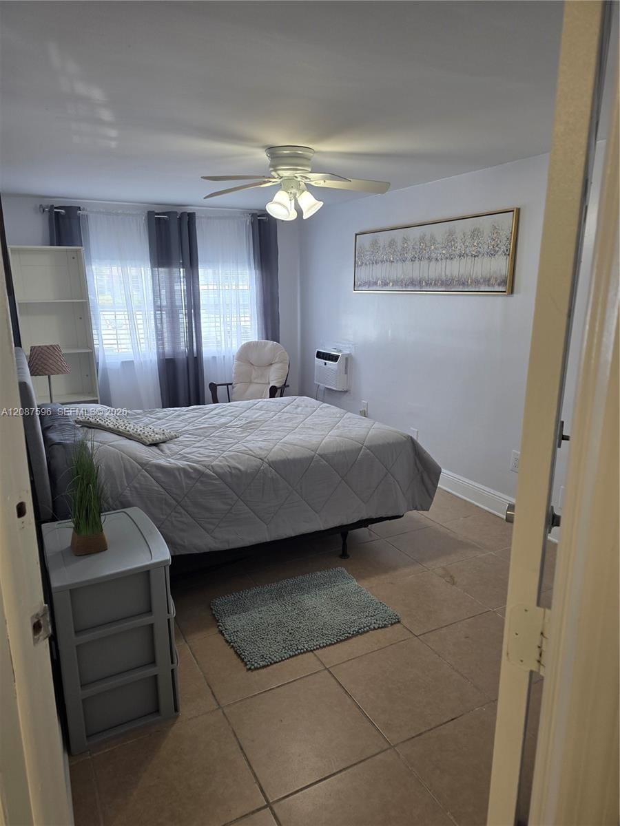 5712 Hollywood Boulevard 1, Hollywood, FL 33021 photo 8