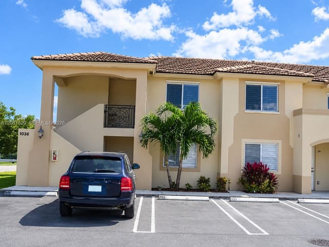 6676 SW 115th Court 410, Miami, FL 33173